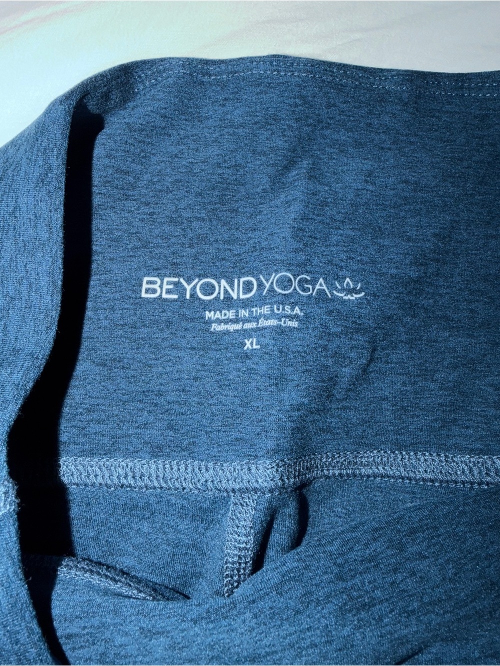 Beyond Yoga Women’s Heather Navy Crewneck Sweater